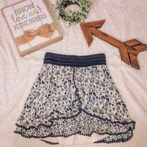 Francesca’s floral detail skirt